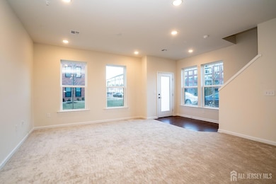 1402 Sadie Cir, New Brunswick, NJ 08901 - photo 7