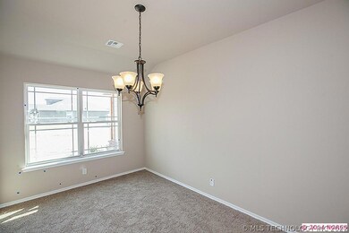 8992 S 254th East Ave, Broken Arrow, OK 74014 - photo 5