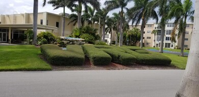 330 NE 26th Ave unit 2120, Boynton Beach, FL 33435 - photo 2
