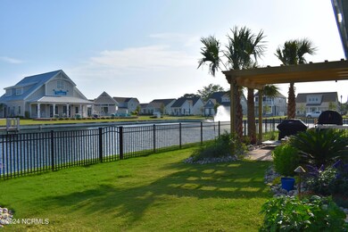 428 Freedom Park Rd, Beaufort, NC 28516 - photo 2