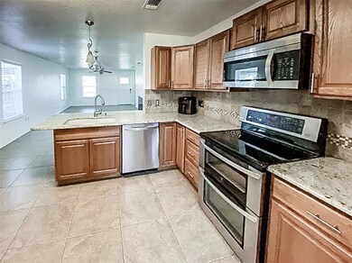 3208 Echo Trail, Granbury, TX 76049 - photo 5