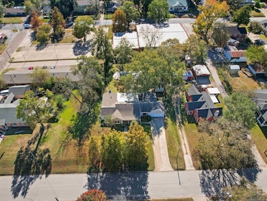 713 Buffalo St, Gilmer, TX 75644 - photo 4