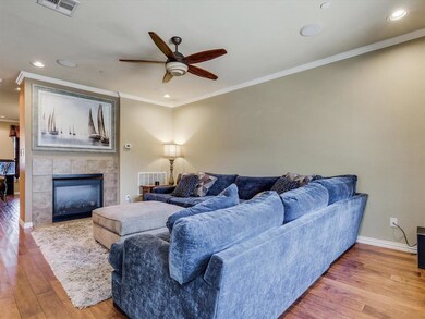 Living Room (2nd floor)