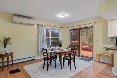 26 Margaret St, Essex Junction, VT 05452 - photo 4