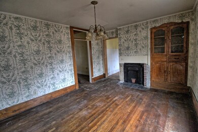 IMG_6037_8_9_easyHDR
