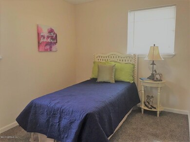 6547 Bo Peep Dr N, Jacksonville, FL 32210 - photo 3