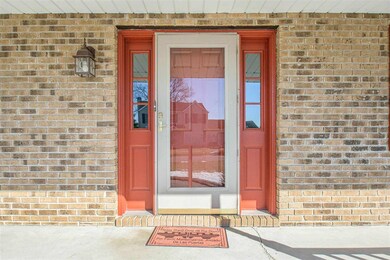 57270 Pine View Dr, South Bend, IN 46619 - photo 4