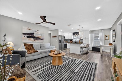 6501 Livingston Ave N, Saint Petersburg, FL 33702 - photo 2