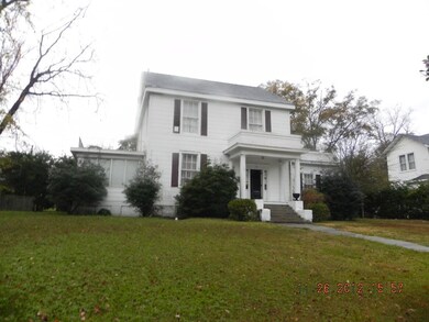 716 N 4th Ave Front angle