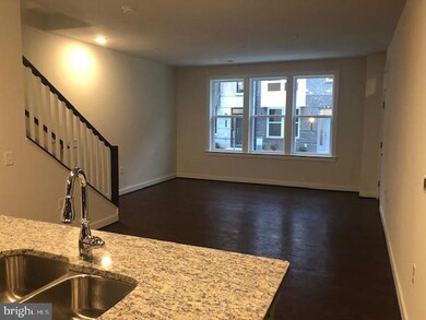 13365 Launders St unit 86, Herndon, VA 20171 - photo 4