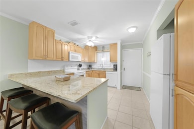 1636 Stickney Point Rd unit 36-201, Sarasota, FL 34231 - photo 6