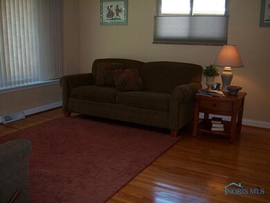 2527 Bay View Ct, Toledo, OH 43611 - photo 2