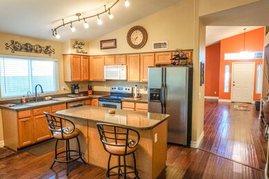 7347 E Navarro Ave, Mesa, AZ 85209 - photo 5