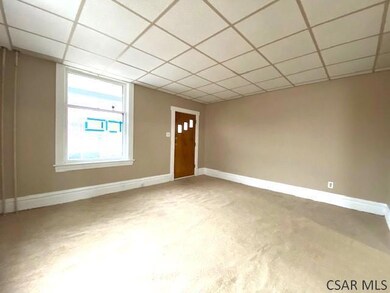 UNIT 645 - LIVING ROOM