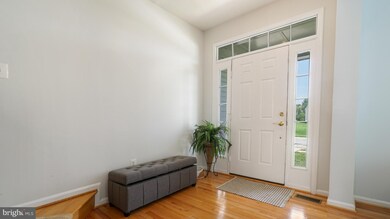 10241 Warfield St, White Plains, MD 20695 - photo 4