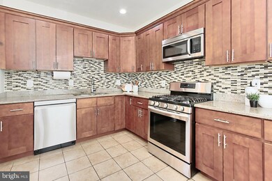 46614 Drysdale Terrace unit 102, Sterling, VA 20165 - photo 6