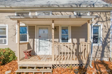 684 Old Post Rd, Edison, NJ 08817 - photo 3