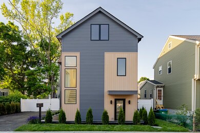 8 Hamlin Ave, Medford, MA 02155 - photo 2