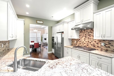 39 Northcrest Dr, Tinton Falls, NJ 07724 - photo 7