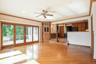 2425 N Mcaree Rd, Waukegan, IL 60087 - photo 3