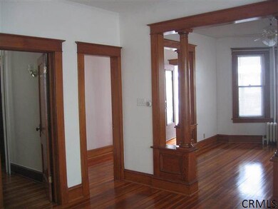 9 Hampton St, Albany, NY 12209 - photo 7