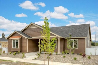 542 Bridge Creek Dr, Central Point, OR 97502 - photo 4