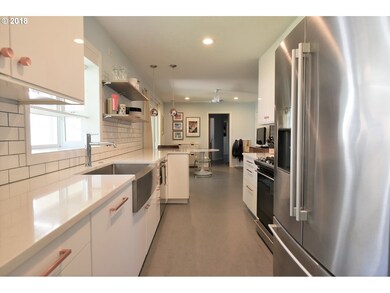 16875 Tracy Ave, Lake Oswego, OR 97035 - photo 6