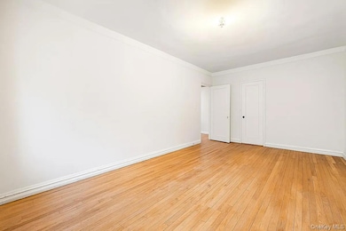 Saunders Court unit 3A, Rego Park, NY 11374 - photo 6