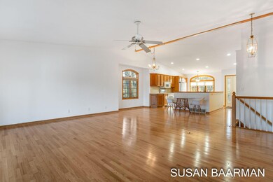 9-web-or-mls-545 Red Oak Ct, Holland-9