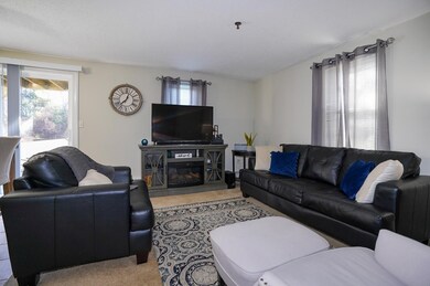 23 Lantern Ln unit 7, Dracut, MA 01826 - photo 5