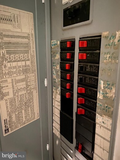 10094 Us Highway 220 N, Old Fields, WV 26845 - photo 7