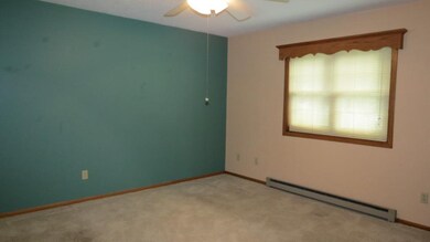 07 Bedroom