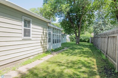 1617 5th St N, Fargo, ND 58102 - photo 5
