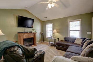 3127 Memory Ln Castle Hayne NC-large-005
