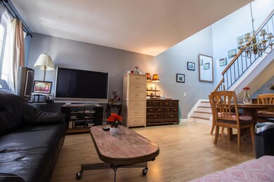 165 Lamped Loop unit A, Staten Island, NY 10314 - photo 3