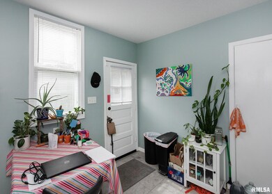 1011 17th St, Rock Island, IL 61201 - photo 3