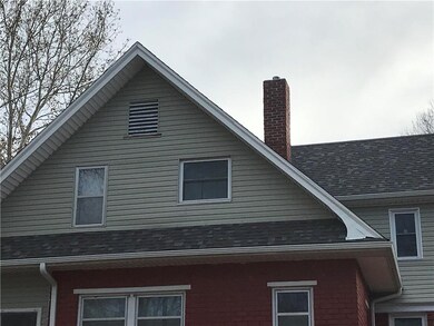 New siding  roof - gutters  transferable warrenty