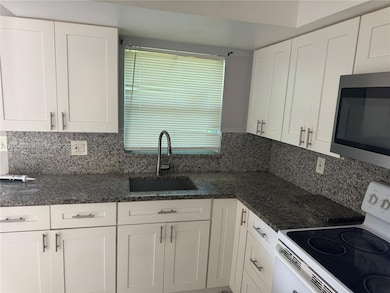 2021-2029 NW 59th Ave unit 1, Lauderhill, FL 33313 - photo 2