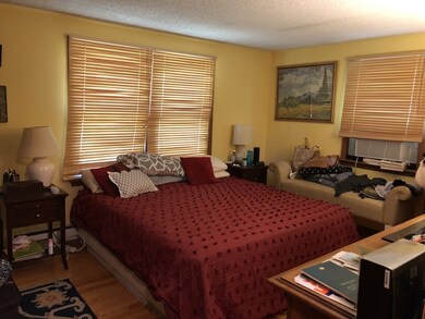 15 Wentworth Manor Dr, Amherst, MA 01002 - photo 6