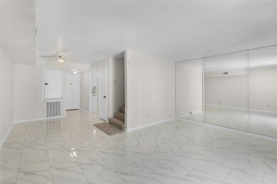 LARGE LIVING ROOM WITH FRESH PAINT AND EXQUISITE B
