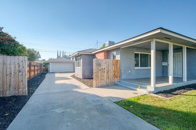 923 W Clinton Ave, Fresno, CA 93705 - photo 3