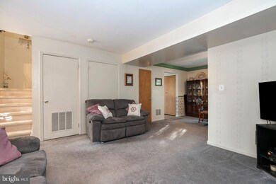 2011 Quail Hollow Dr, Reading, PA 19606 - photo 7