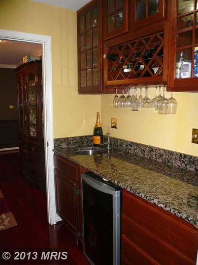 4694 Beechwood Rd, Ellicott City, MD 21043 - photo 7