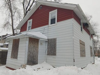 816 Pine St, Waukegan, IL 60085 - photo 2