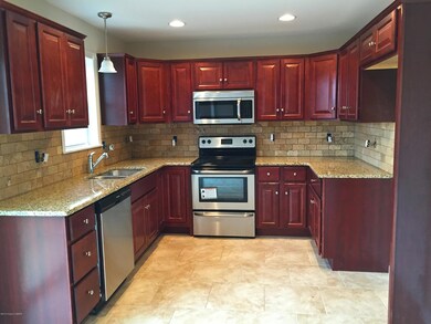 18 Lamont Dr, Drums, PA 18222 - photo 3