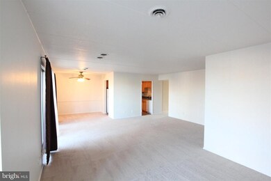 2634 Fort Farnsworth Rd unit 133, Alexandria, VA 22303 - photo 3