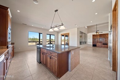 21530 W El Grande Trail, Wickenburg, AZ 85390 - photo 4