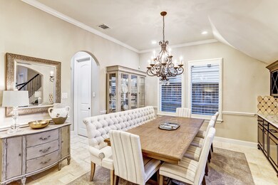 10938 Lasso Ln, Houston, TX 77079 - photo 4