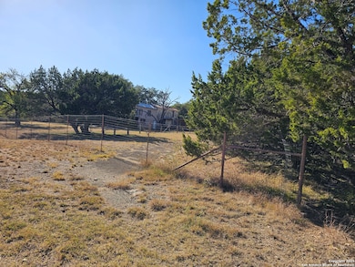 110 Maricopa Dr, Canyon Lake, TX 78133 - photo 7