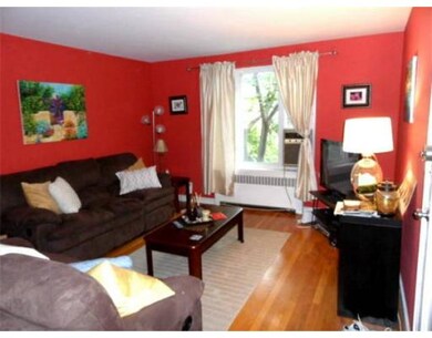 132 Beaconsfield Rd unit 6, Brookline, MA 02445 - photo 4